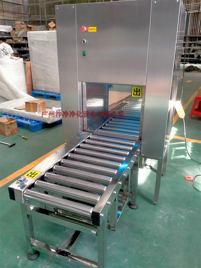 運輸帶傳遞窗可按用戶大小尺寸及要求設計定作。