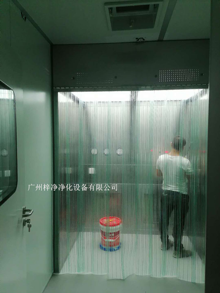 全部根據(jù)用戶要求定制非標(biāo)尺寸的稱量室。